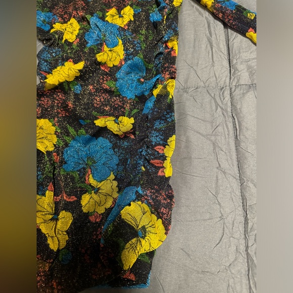 Like new Urban Outfitters dress size small - Picture 9 of 9